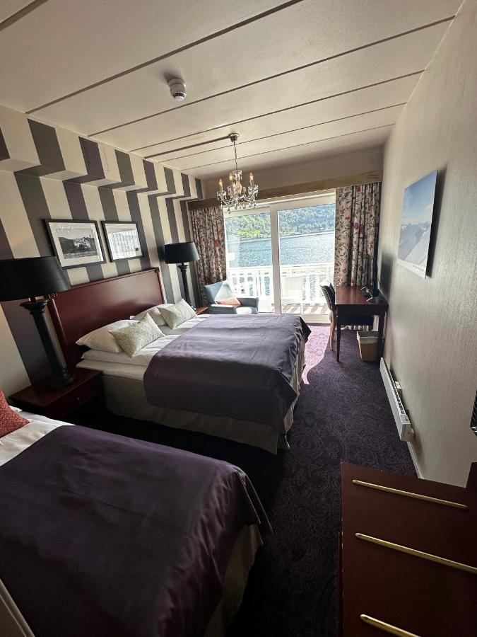 Hofslund Fjord Hotel Sogndal Zewnętrze zdjęcie