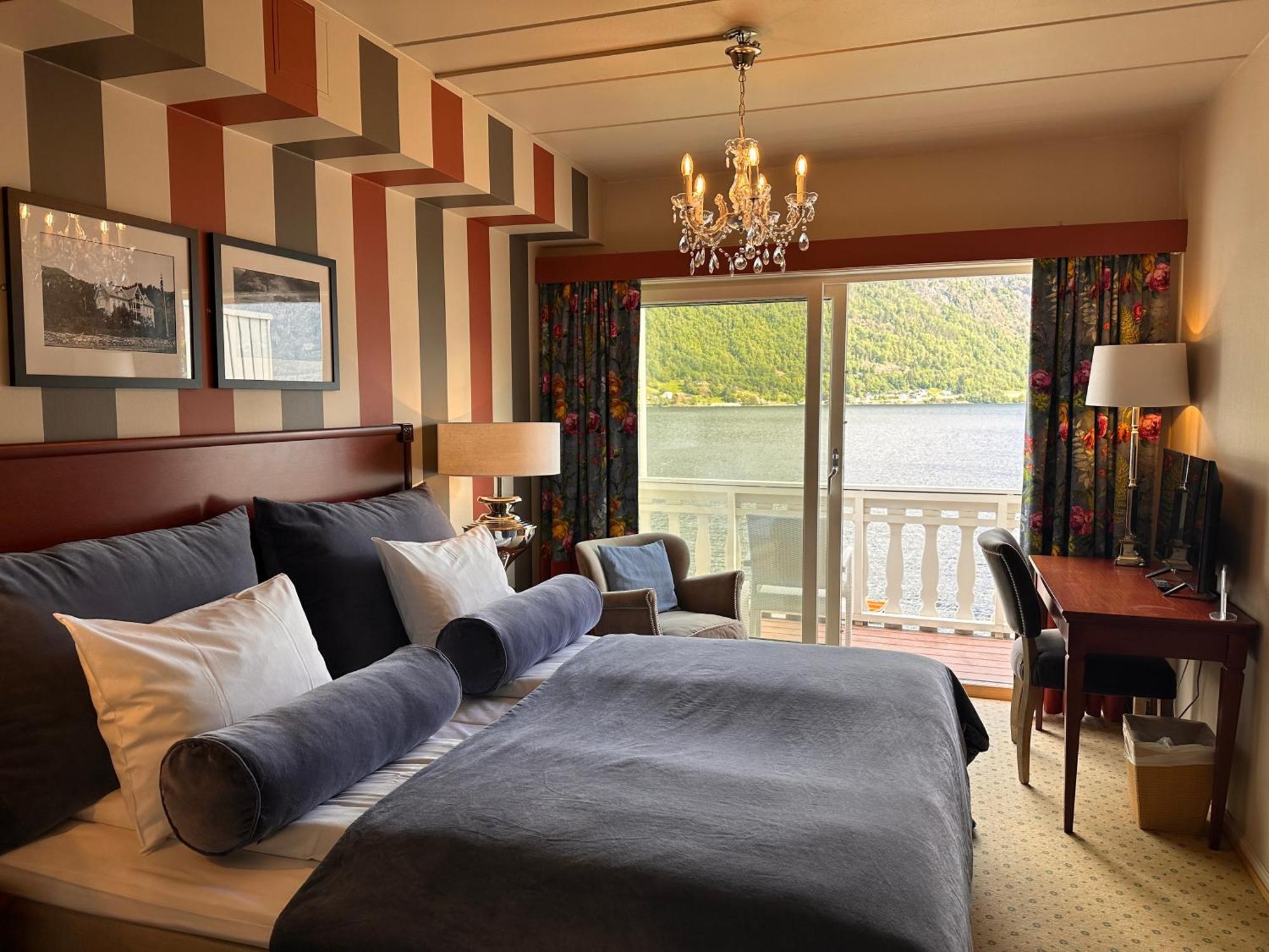 Hofslund Fjord Hotel Sogndal Zewnętrze zdjęcie