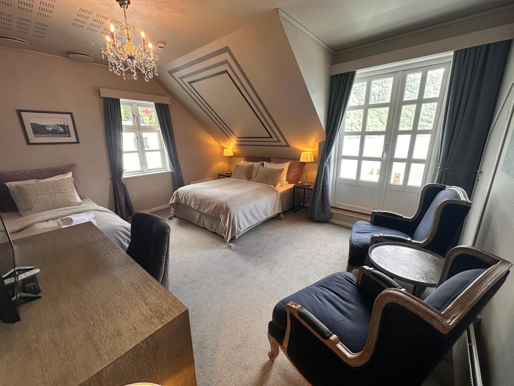 Hofslund Fjord Hotel Sogndal Zewnętrze zdjęcie