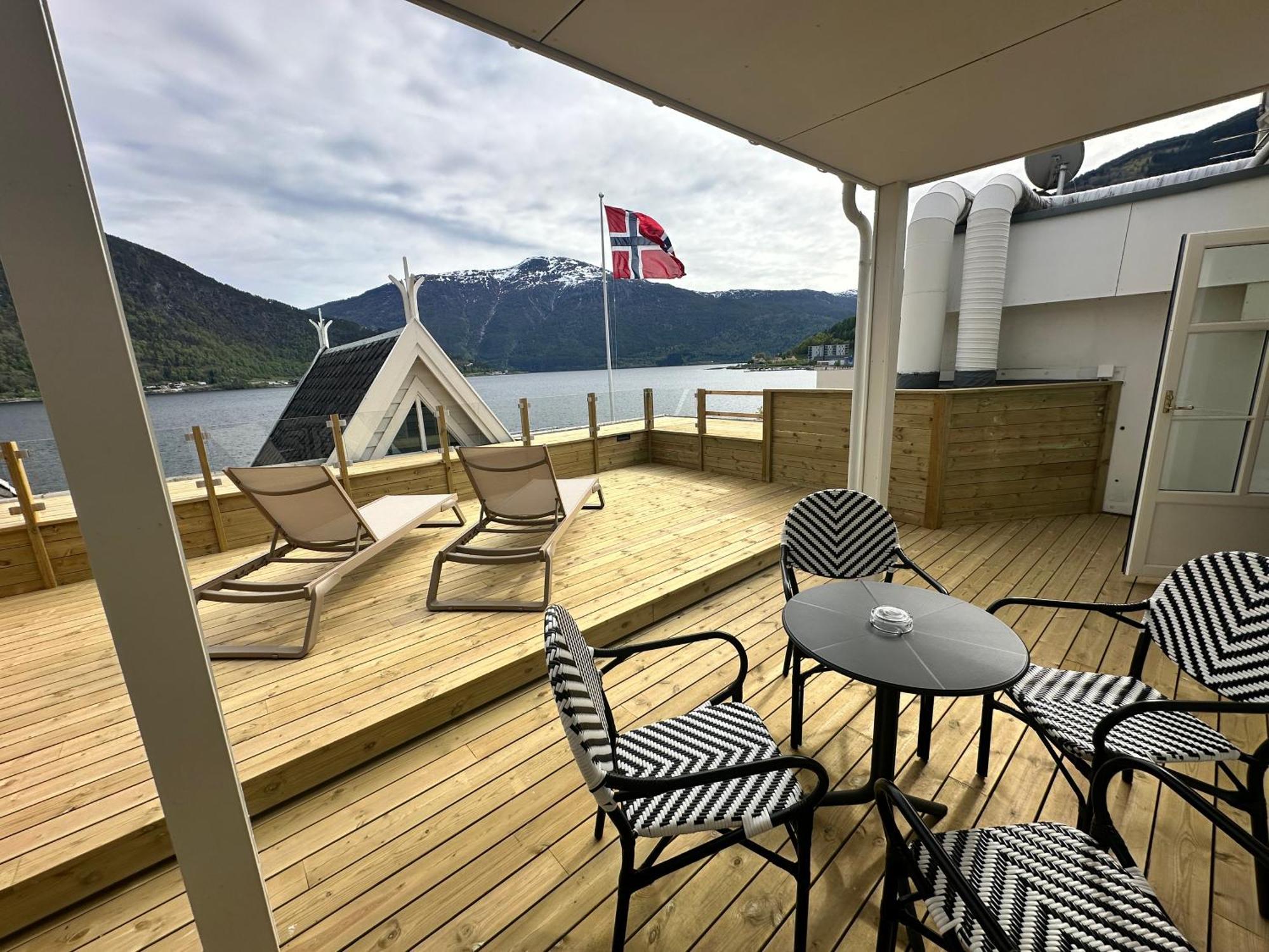 Hofslund Fjord Hotel Sogndal Zewnętrze zdjęcie