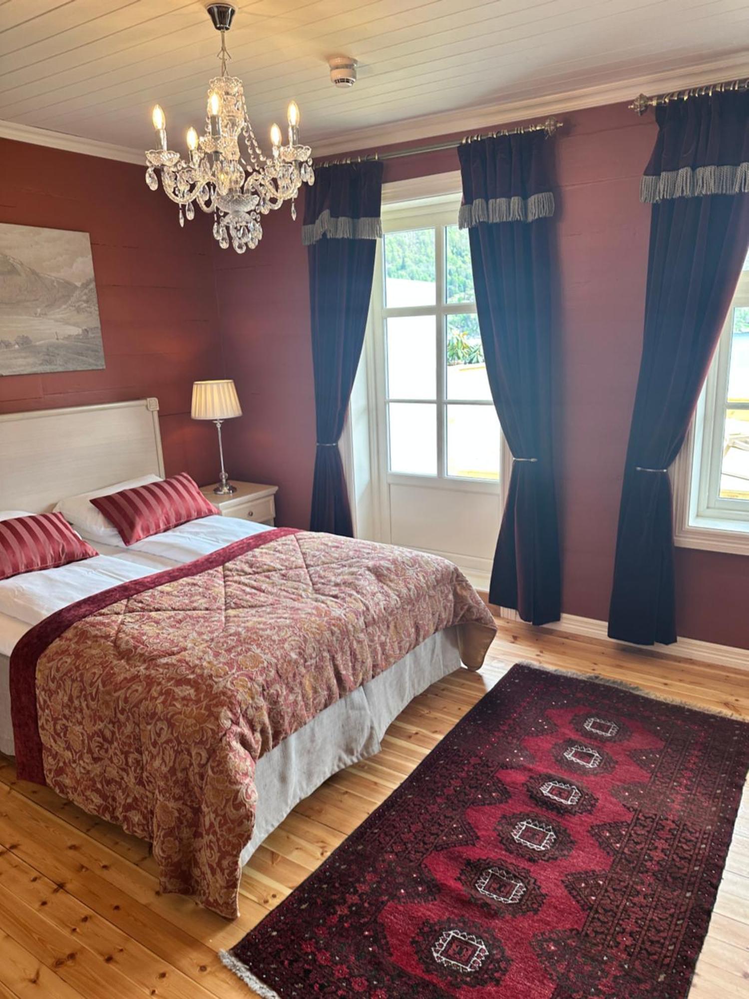 Hofslund Fjord Hotel Sogndal Zewnętrze zdjęcie