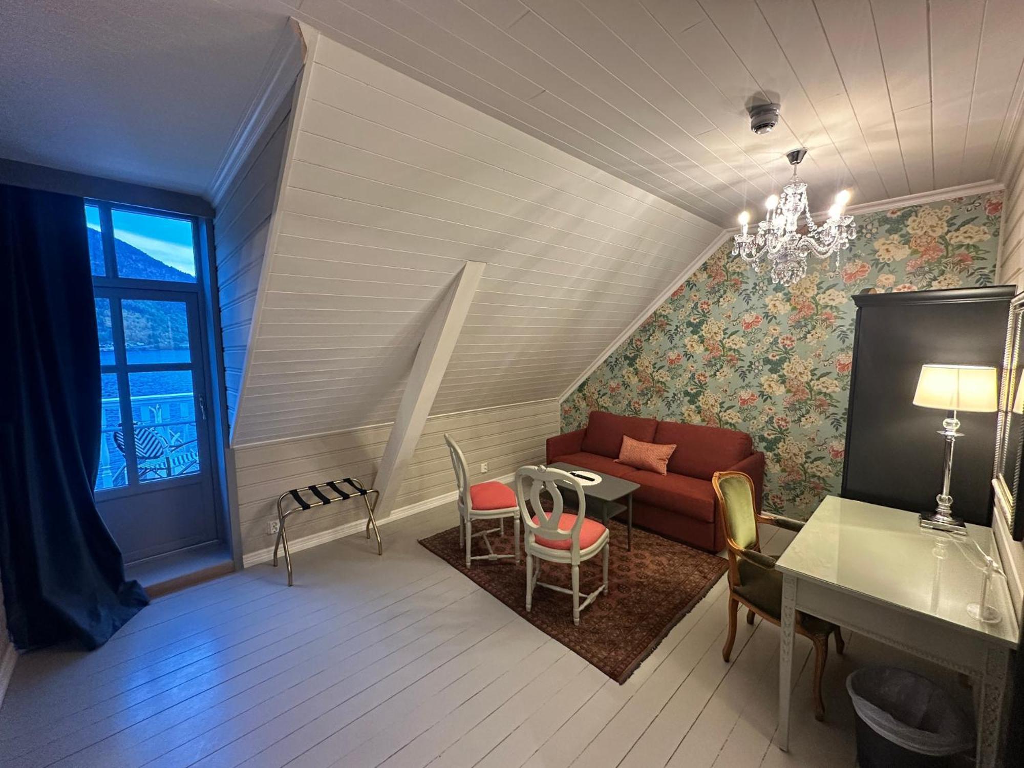 Hofslund Fjord Hotel Sogndal Zewnętrze zdjęcie