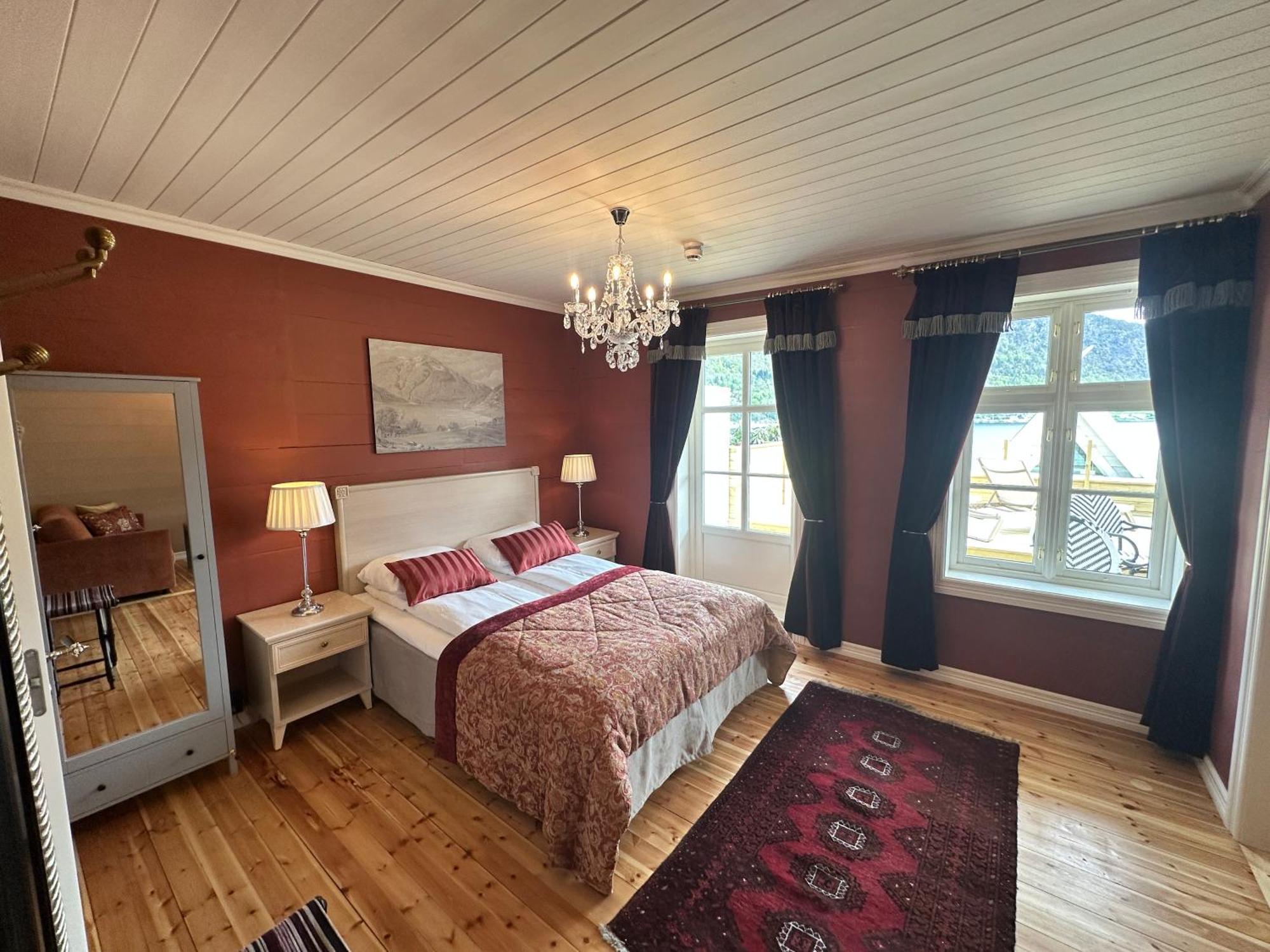 Hofslund Fjord Hotel Sogndal Zewnętrze zdjęcie