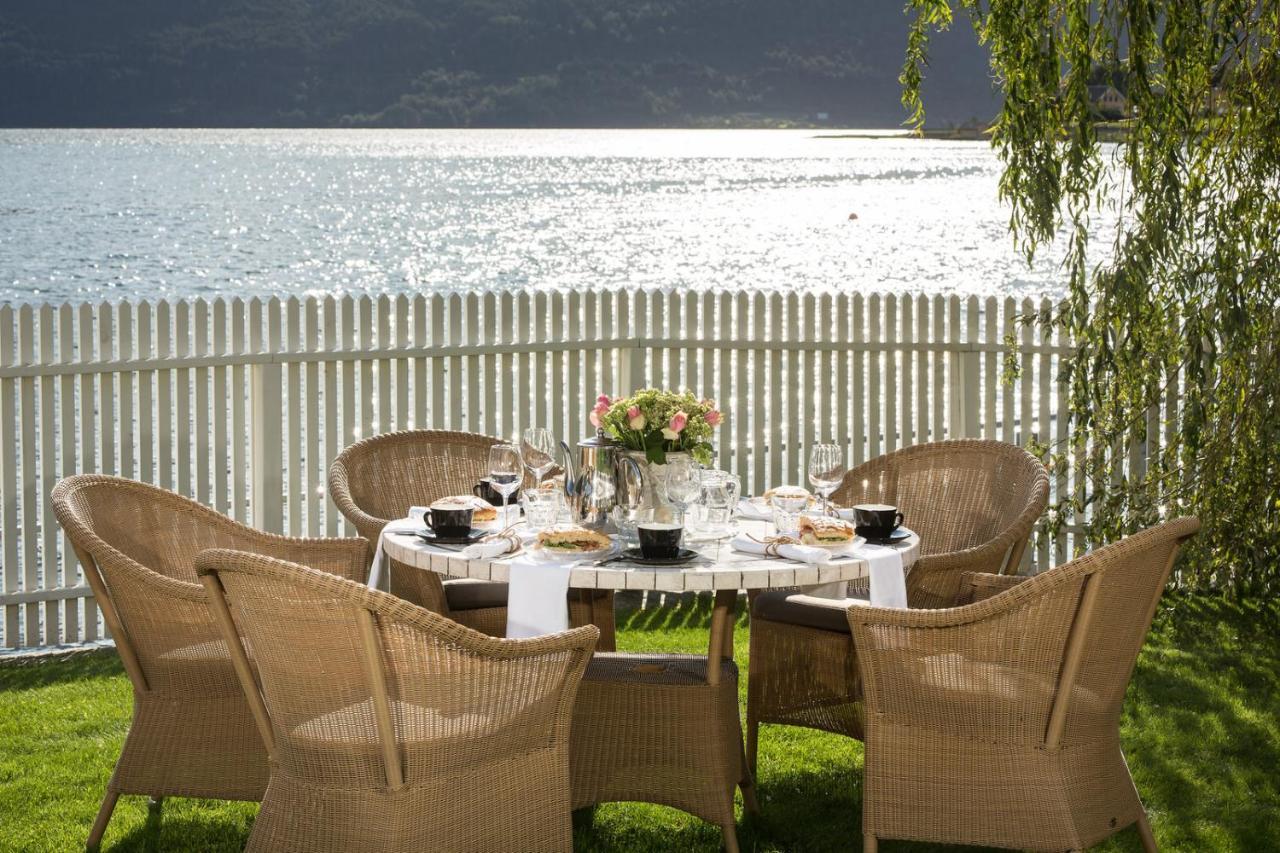 Hofslund Fjord Hotel Sogndal Zewnętrze zdjęcie
